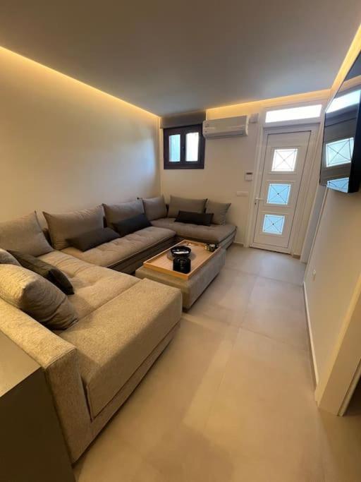 Villa Leo Aigina Vathí Kültér fotó